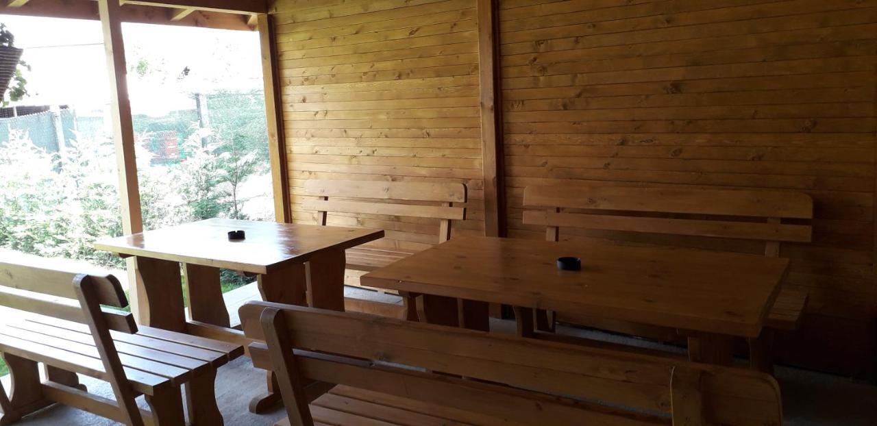 Guest House Ideal Saparewa Banja Exterior foto